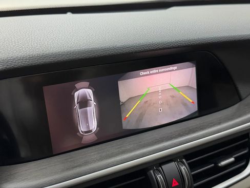 Used 2020 Alfa Romeo Stelvio Ti w/ Nero Edizione AWD/4WD image 21