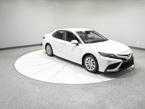 Used 2021 Toyota Camry SE AWD/4WD image 27