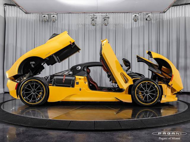 Used 2024 Pagani Utopia RWD image 48