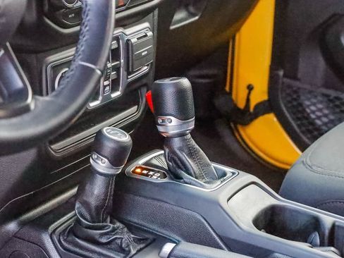 Used 2021 Jeep Wrangler Unlimited Sport image 24