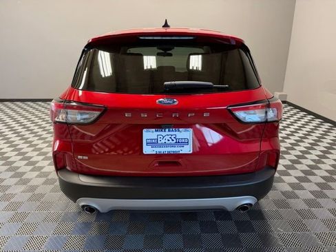 Used 2020 Ford Escape SE FWD image 11