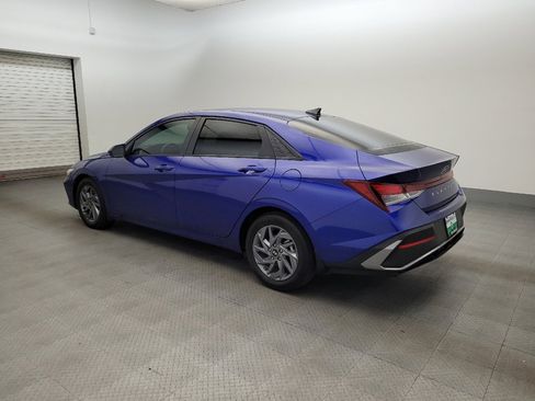 Used 2024 Hyundai Elantra SEL FWD image 3