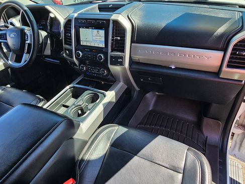 Used 2019 Ford F350 Lariat w/ Lariat Ultimate Package AWD/4WD image 30