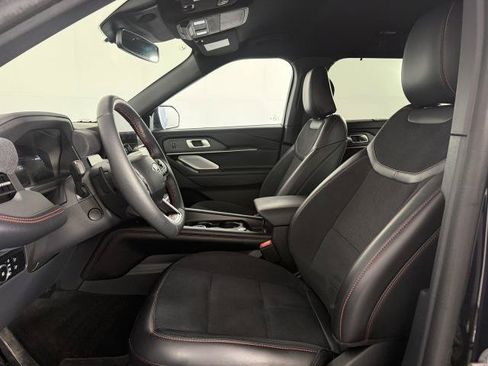 Certified 2025 Ford Explorer ST RWD image 17