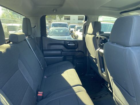 Used 2022 Chevrolet Silverado 1500 LT AWD/4WD image 24