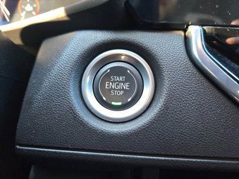 Used 2024 Chevrolet Colorado W/T image 31