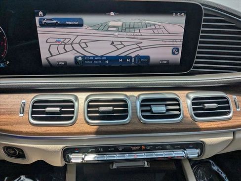 Certified 2025 Mercedes-Benz GLE 450 4MATIC image 13