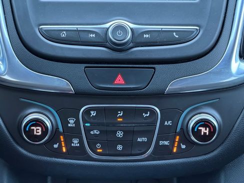 Used 2019 Chevrolet Equinox LT AWD/4WD image 13