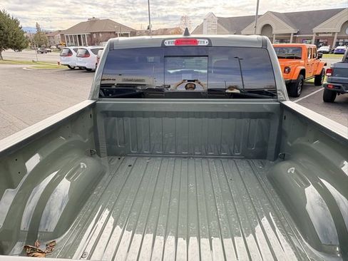 New 2026 RAM 1500 4x4 Crew Cab image 8