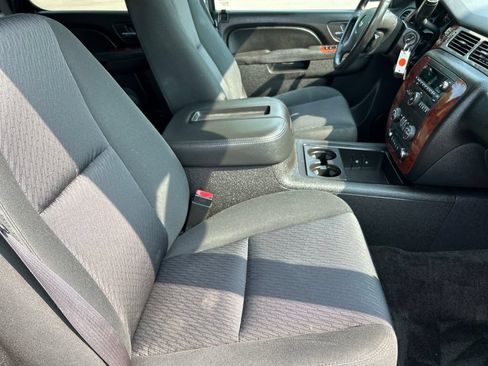 Used 2013 Chevrolet Tahoe LS w/ Convenience Package AWD/4WD image 14