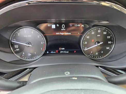 Used 2022 Buick Envision Avenir w/ Technology Package II image 28