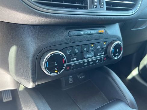Certified 2024 Ford Escape Active AWD/4WD image 13