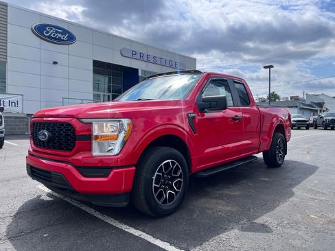 Used 2022 Ford F150 XL w/ STX Appearance Package RWD image 4