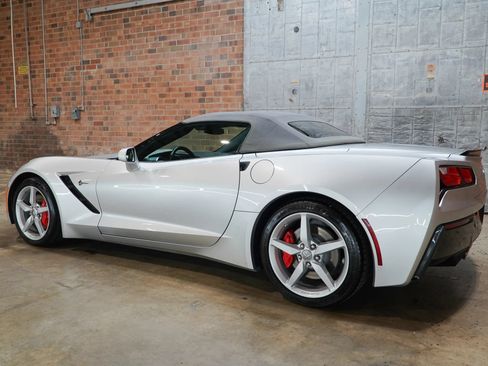 Used 2014 Chevrolet Corvette Stingray Convertible w/ 3LT Preferred Equipment Group RWD image 11