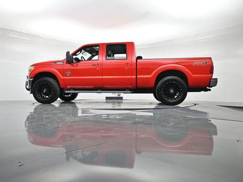 Used 2016 Ford F250 Lariat w/ Lariat Ultimate Package image 34