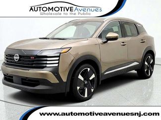 Used 2025 Nissan Kicks SR w/ Illumination Package AWD/4WD video 1