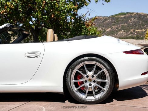 Used 2015 Porsche 911 Carrera S RWD image 5