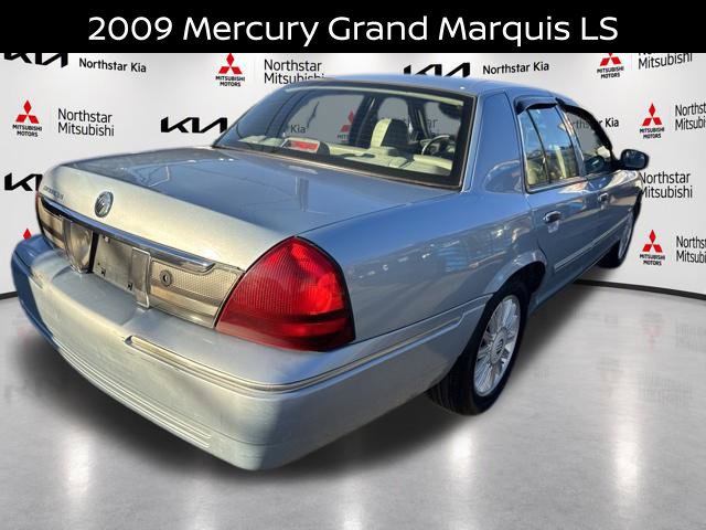 Used 2009 Mercury Grand Marquis LS RWD image 8