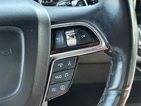 Used 2023 Lincoln Navigator Reserve image 33