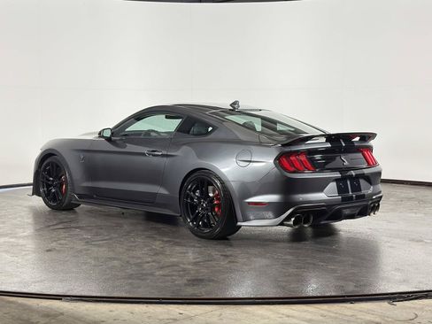 Used 2020 Ford Mustang Shelby GT500 w/ Technology Package RWD image 5