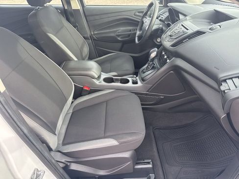 Used 2015 Ford Escape S image 14