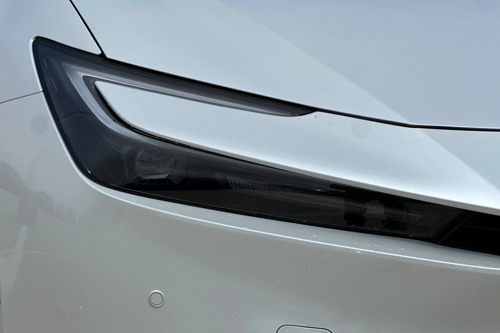 New 2027 Toyota Prius Plug-In Hybrid w/ Limited Premium Package FWD image 30