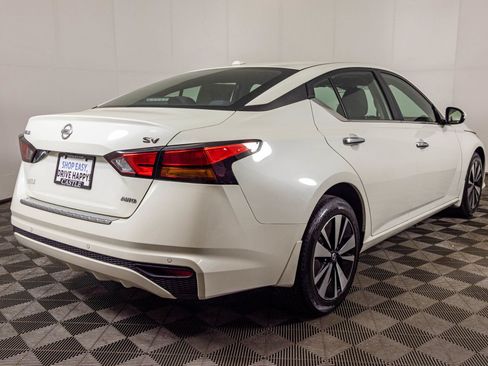 Used 2022 Nissan Altima 2.5 SV AWD/4WD image 13