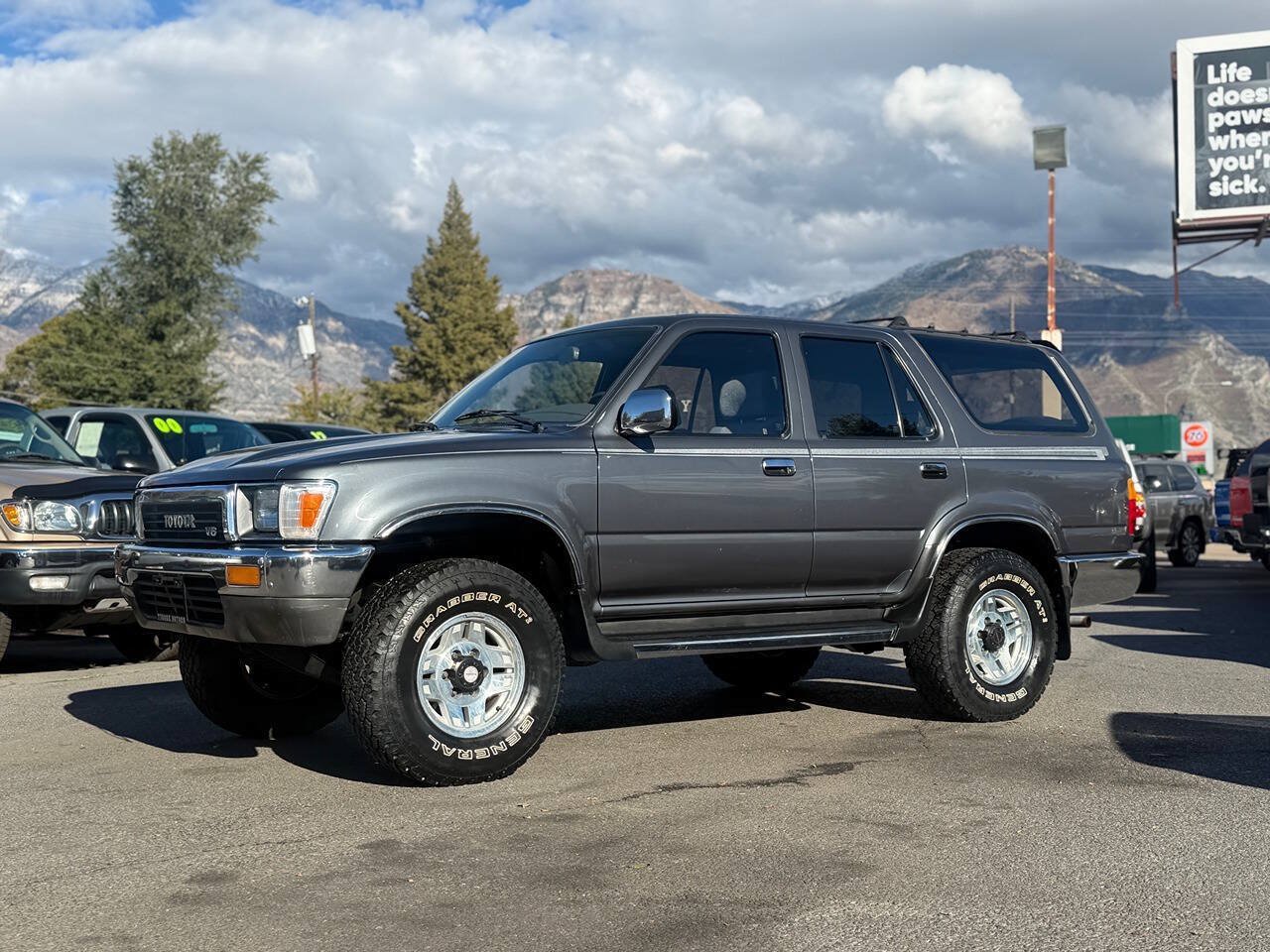 Used 1990 Toyota 4Runner SR5 AWD/4WD image 1