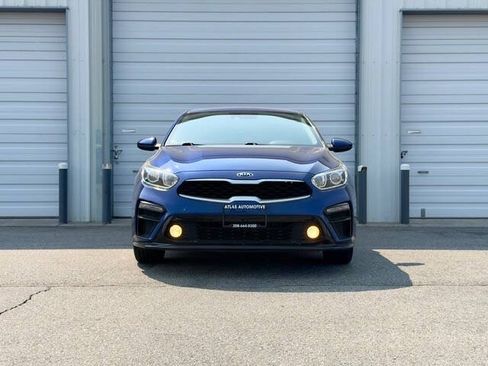 Used 2019 Kia Forte LXS FWD image 2