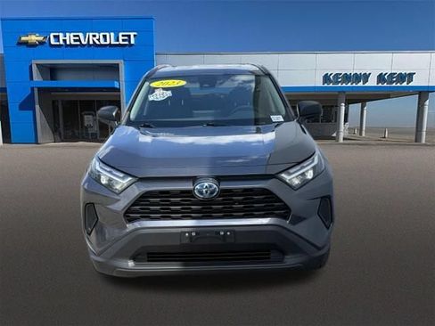 Used 2023 Toyota RAV4 LE AWD/4WD image 7