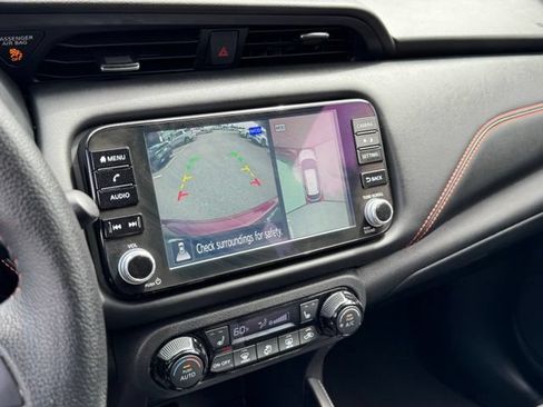 Used 2023 Nissan Kicks SR w/ SR Premium Package FWD image 22