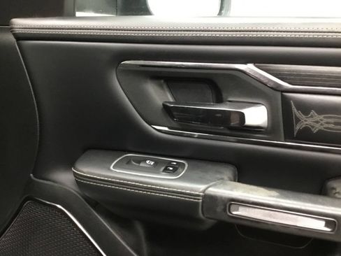 Used 2022 RAM 1500 Limited w/ Body Color Bumper Group AWD/4WD image 26