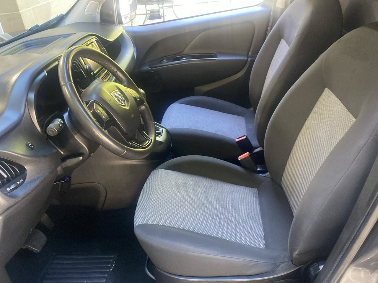 Used 2016 RAM ProMaster City Tradesman w/ Rear Back-up Camera Group FWD image 6