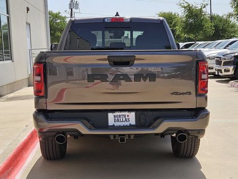 New 2026 RAM 1500 Express AWD/4WD image 4
