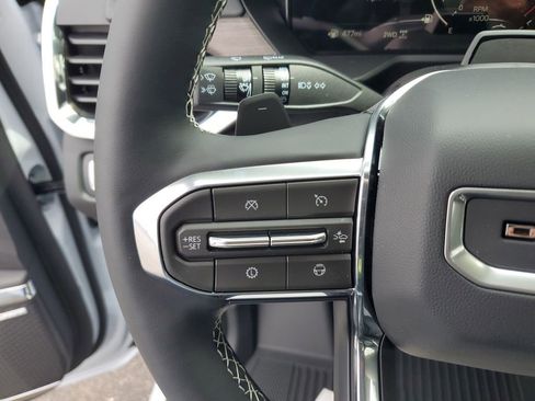 New 2026 GMC Acadia Denali w/ Super Cruise Package AWD/4WD image 22