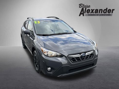 Used 2023 Subaru Crosstrek 2.0i Premium image 1