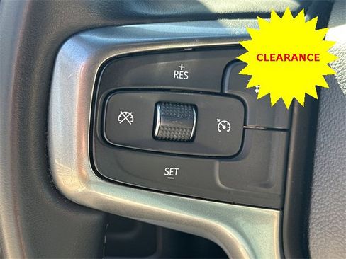 Used 2023 Chevrolet Suburban LT image 49