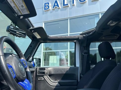 Used 2014 Jeep Wrangler Sport w/ Quick Order Package 24S AWD/4WD image 3