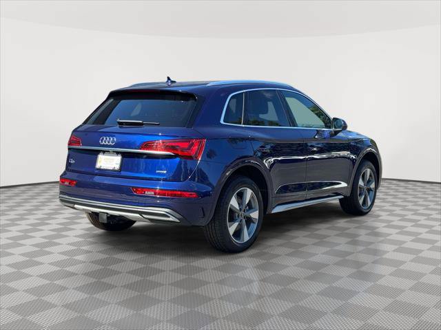 Used 2023 Audi Q5 2.0T Premium w/ Convenience Package AWD/4WD image 7