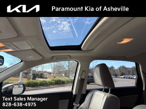 Used 2016 Honda CR-V Touring image 13