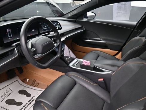 Used 2024 Lucid Air Touring image 25
