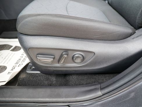 Certified 2025 Toyota RAV4 XLE w/ Convenience Package image 27