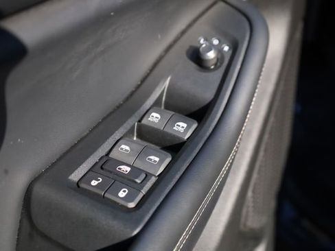 Certified 2024 Jeep Grand Cherokee L Laredo image 18