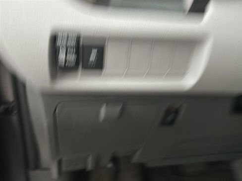 Used 2020 Toyota Sienna XLE image 22