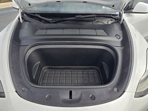 Used 2022 Tesla Model Y Performance image 61