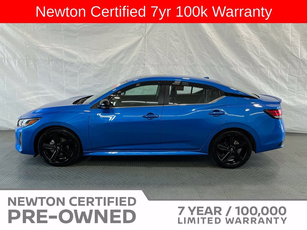 Used 2024 Nissan Sentra SR w/ SR Premium Package FWD image 3