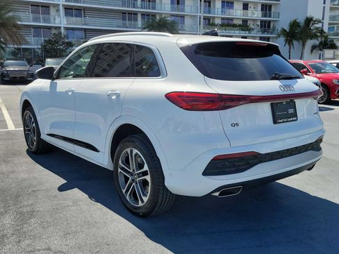 Certified 2025 Audi Q5 Premium Plus w/ Premium Plus AWD/4WD image 10