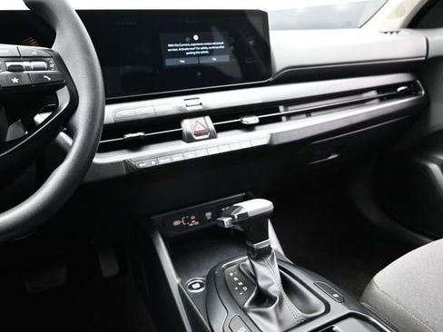 Used 2025 Kia K4 FWD image 41