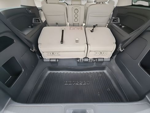 Used 2025 Honda Odyssey EX-L image 13