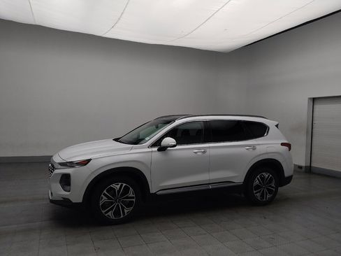Used 2019 Hyundai Santa Fe FWD image 2